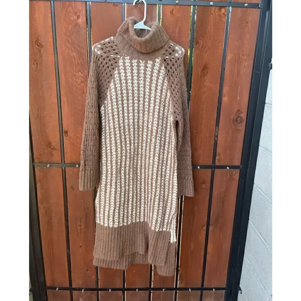 By TiMo Soft Knit Turtleneck Dress size XS brown/cream - Picture 5 of 7